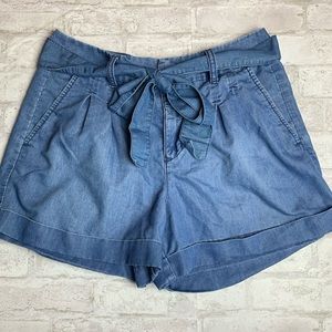 DKNY Jeans Blue Shorts Tie close Belt Oversized Bow Pockets EUC Size 8